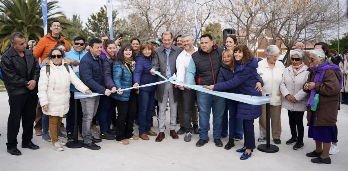 Reinauguraron la plaza del Barrio Provincias Unidas