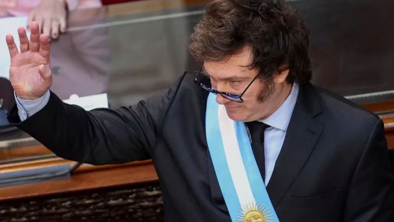 Milei sobre la media sanción a la Ley Bases: “es un paso fundamental para sacar a Argentina del pantano”  thumbnail