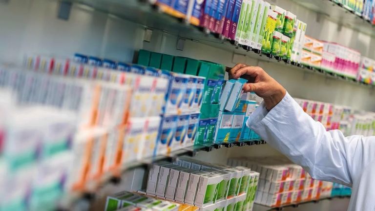 Laboratorios congelan los precios de los medicamentos por 30 días ¿cuáles son?  thumbnail
