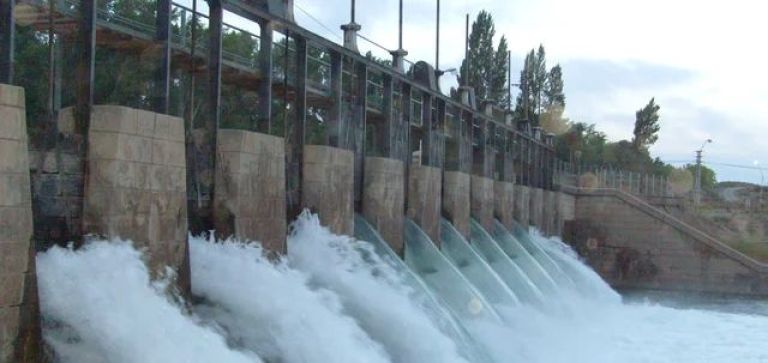 Río Negro: encontraron un cadáver en la usina hidroeléctrica Cinco Saltos  thumbnail