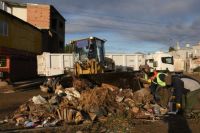 El operativo Puerta a Puerta ya recorrió 24 barrios recolectando residuos voluminosos
