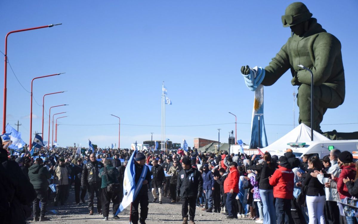 Zapala: se inauguró el monumento al Soldado de Malvinas más grande del país