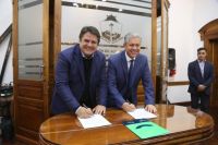 Gaido y Figueroa firmaron un convenio para la ejecución de la obra integral de Crouzeilles