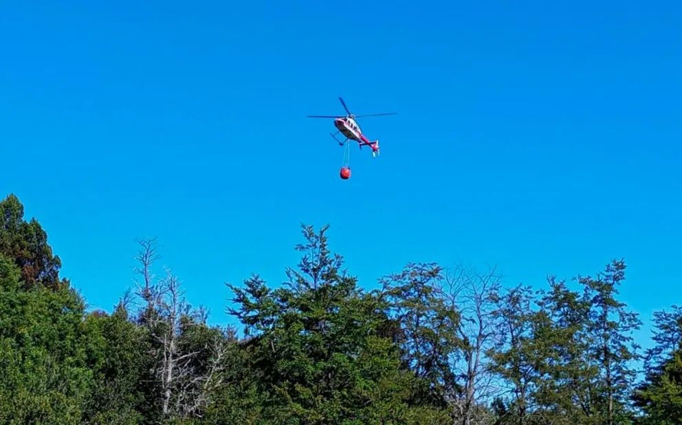 Está controlado el incendio en Meliquina