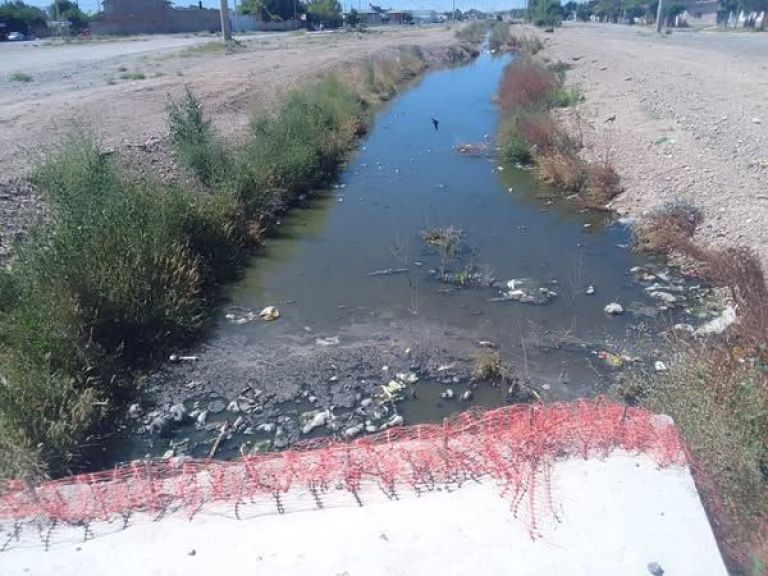 Centenario declara la emergencia ambiental por graves problemas en el sistema cloacal