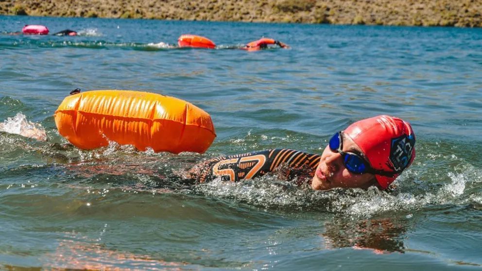 Se realizó con éxito el Acuatlón Fest 2025 en Piedra del Águila