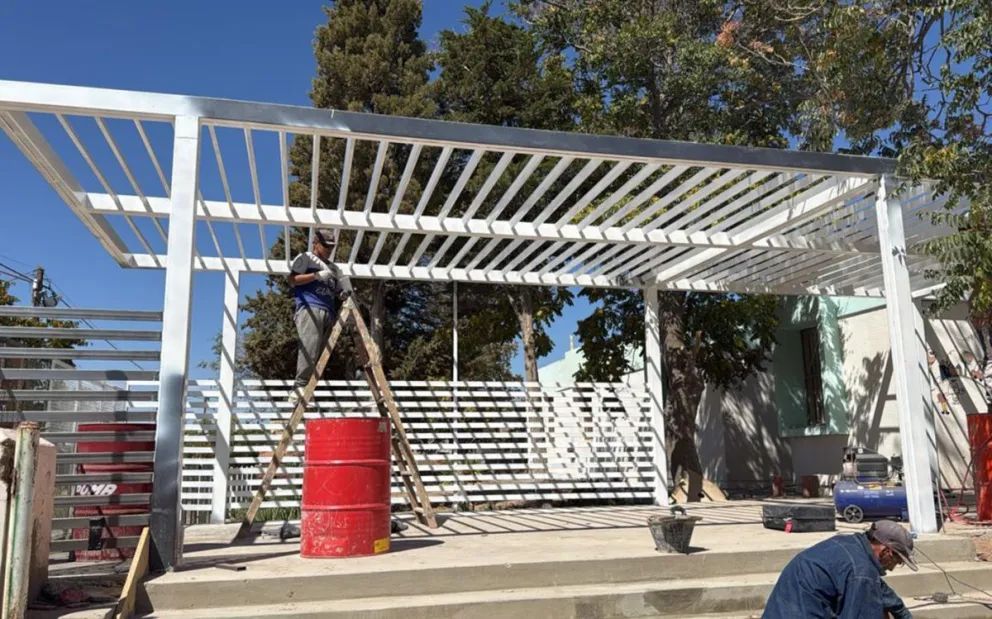 Múltiples trabajos en escuelas de la Provincia