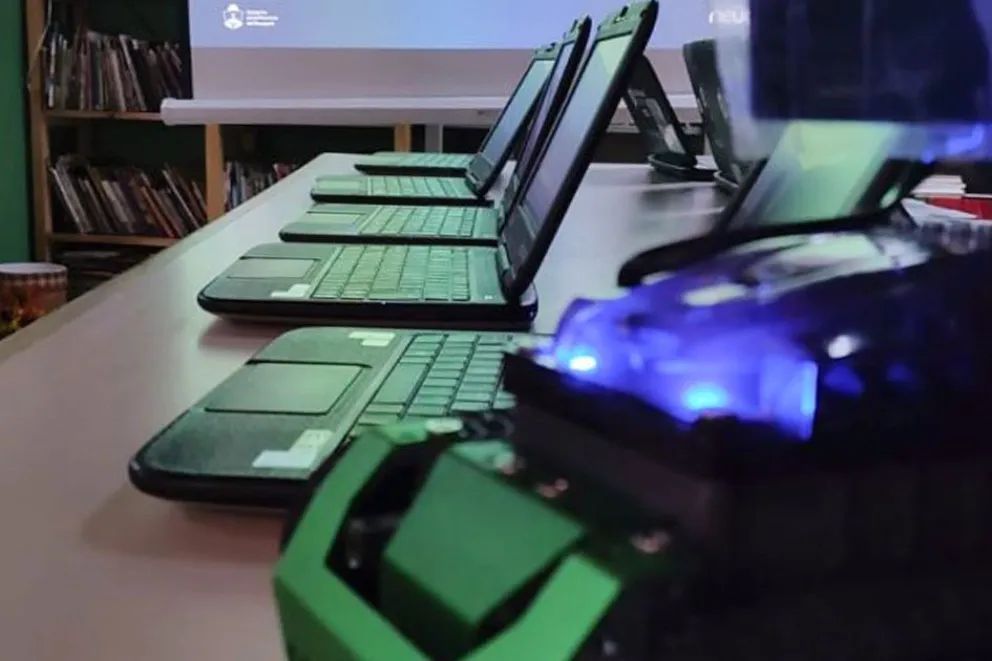 Más de 350 niñas y niños participaron de talleres de Programación y Robótica