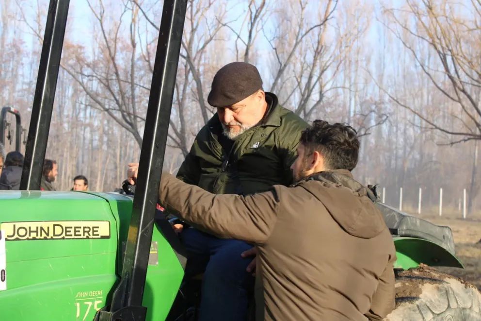 Dictaron una capacitación para tractoristas en Centenario