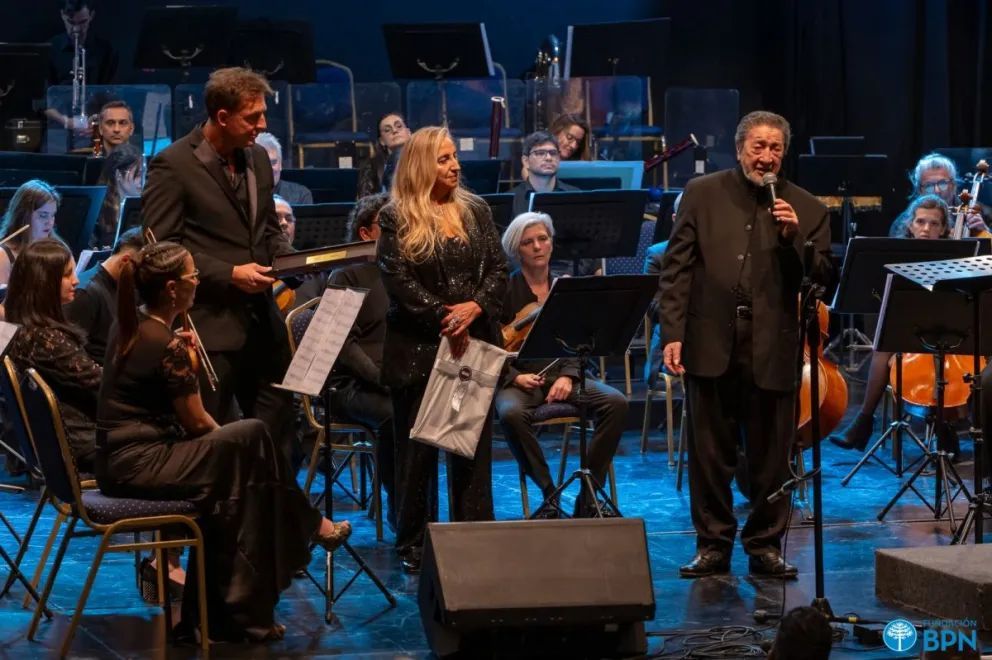 Rindieron homenaje al creador de la Orquesta Sinfónica