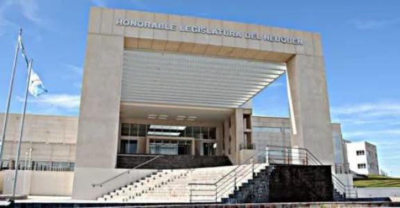 Figueroa fue el primero en someterse al narcotest tras la sanción de la ley