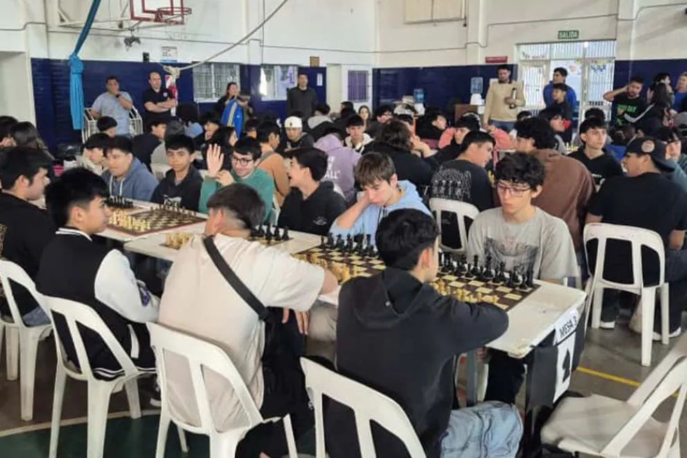 El ajedrez suma jugadores en escuelas secundarias