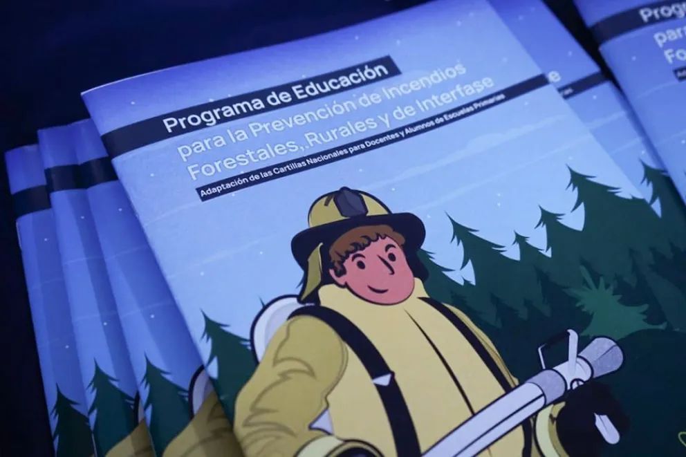 Promueven la prevención de incendios forestales en Escuela Primarias de Neuquén