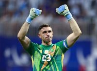 Preocupación en la Selección argentina: el “Dibu” Martínez analiza la posibilidad de “dar un paso al costado”