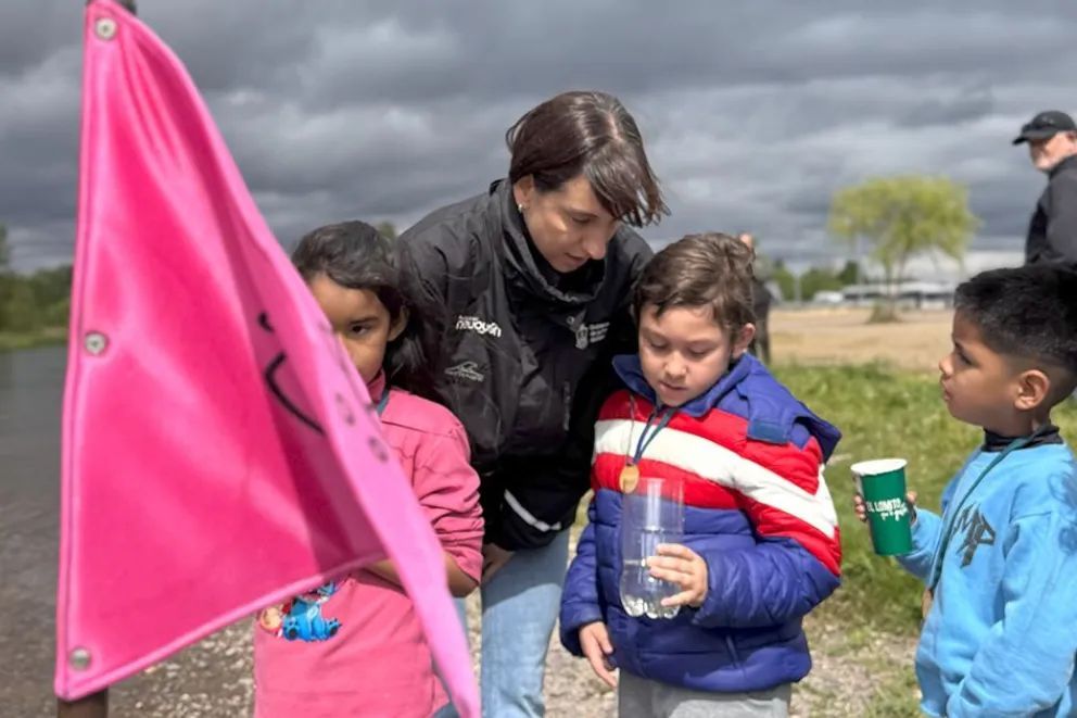 500 estudiantes hicieron la Promesa Ambiental en Piscicultura de Plottier