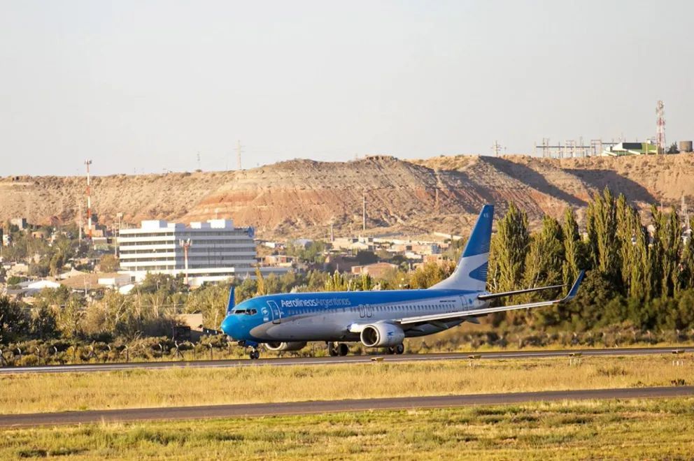 Neuquén superó los 1,4 millones de pasajeros en 2025 y registró un crecimiento del 12% en octubre