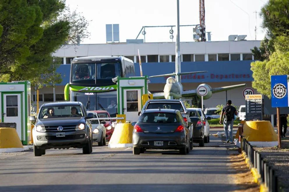 Neuquén superó los 1,4 millones de pasajeros en 2025 y registró un crecimiento del 12% en octubre