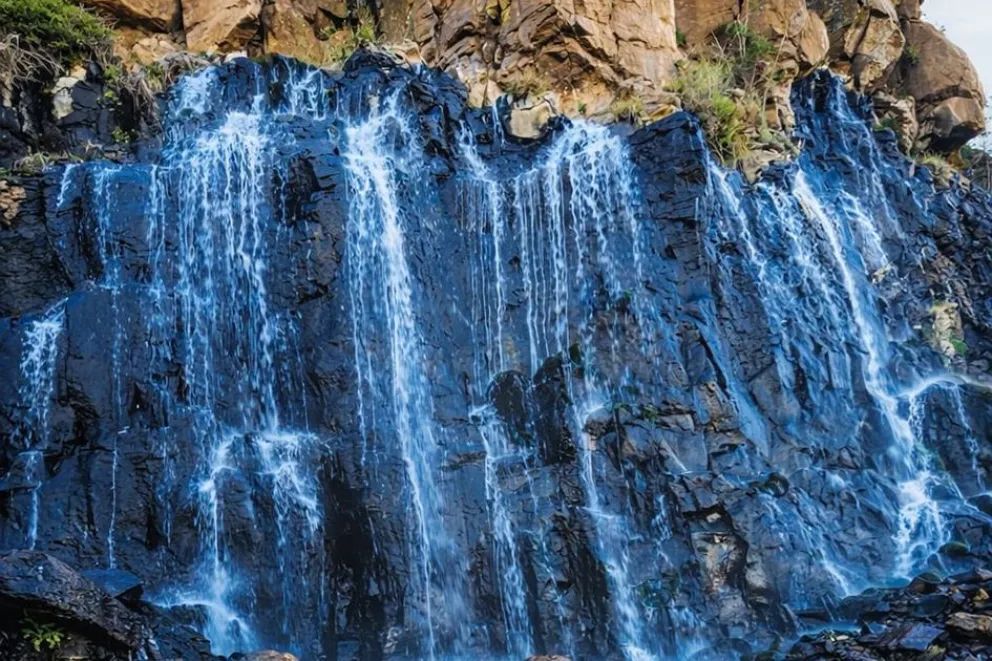 Una familia convirtió su proyecto en turismo y trabajo en el Alto Neuquén