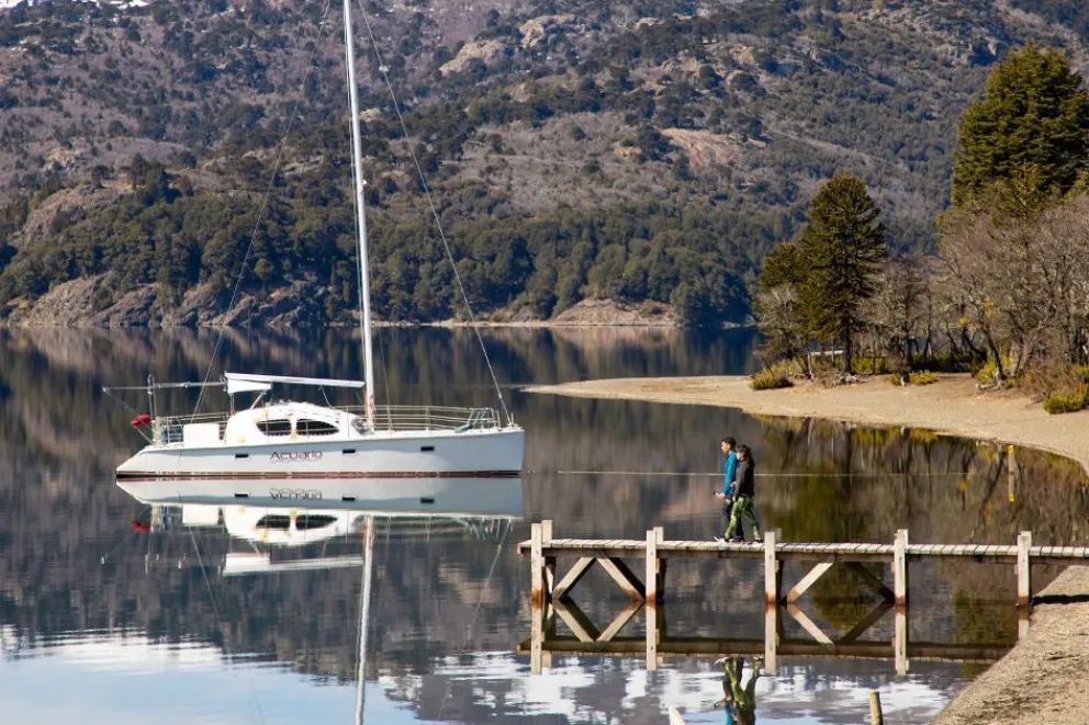 Villa Pehuenia-Moquehue, donde el pehuén abraza la cordillera
