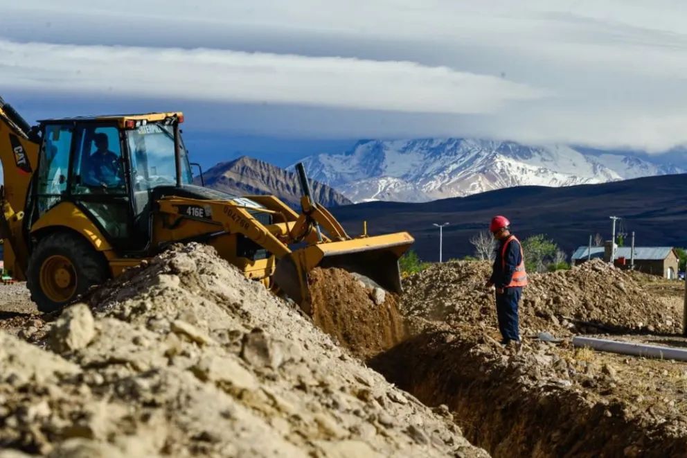 La Provincia avanza con la obra de saneamiento en Tricao Malal