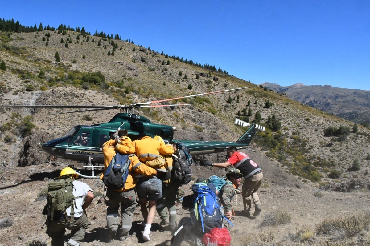 Encontraron con vida al joven tucumano que era intensamente buscado en Villa Traful