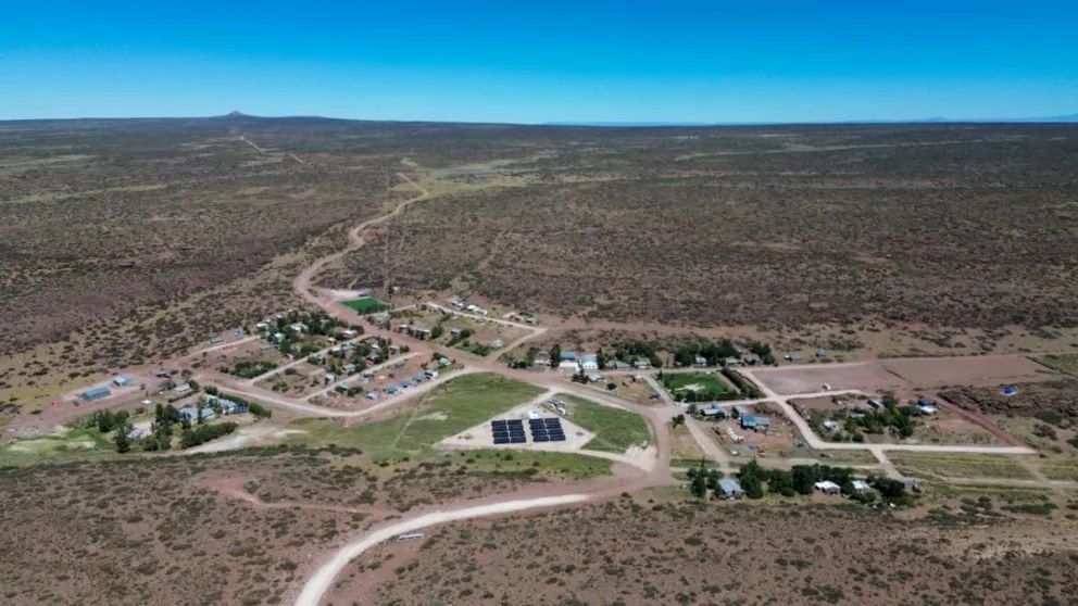 Los Chihuidos inaugurará este martes el nuevo parque solar, que lo abastecerá de electricidad las 24 horas 