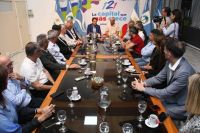 Gaido se comprometió a apoyar la app Mercado Local: “El municipio acompaña para que le vaya bien al comercio neuquino”