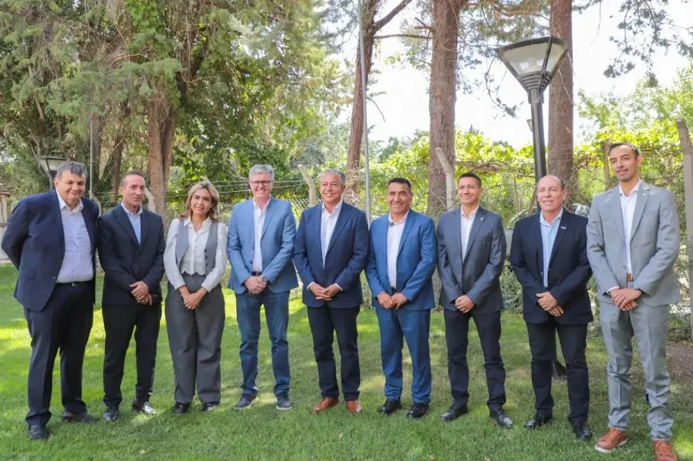 El Gobierno de Neuquén armonizó deudas y tarifas eléctricas con Cutral Co y Plaza Huincul