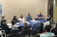 Reunión con referentes de la primaria de Aguada San Roque