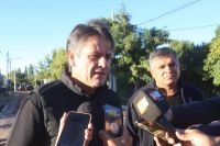 Gaido visitó Valentina Sur y anunció que el barrio tendrá el 100% de sus calles asfaltadas antes de fin de año