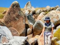 Alejandra, la guía que interpreta el norte neuquino a través del territorio