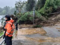Mejoras parciales tras el temporal, pero persisten lluvias, viento y restricciones en distintas localidades