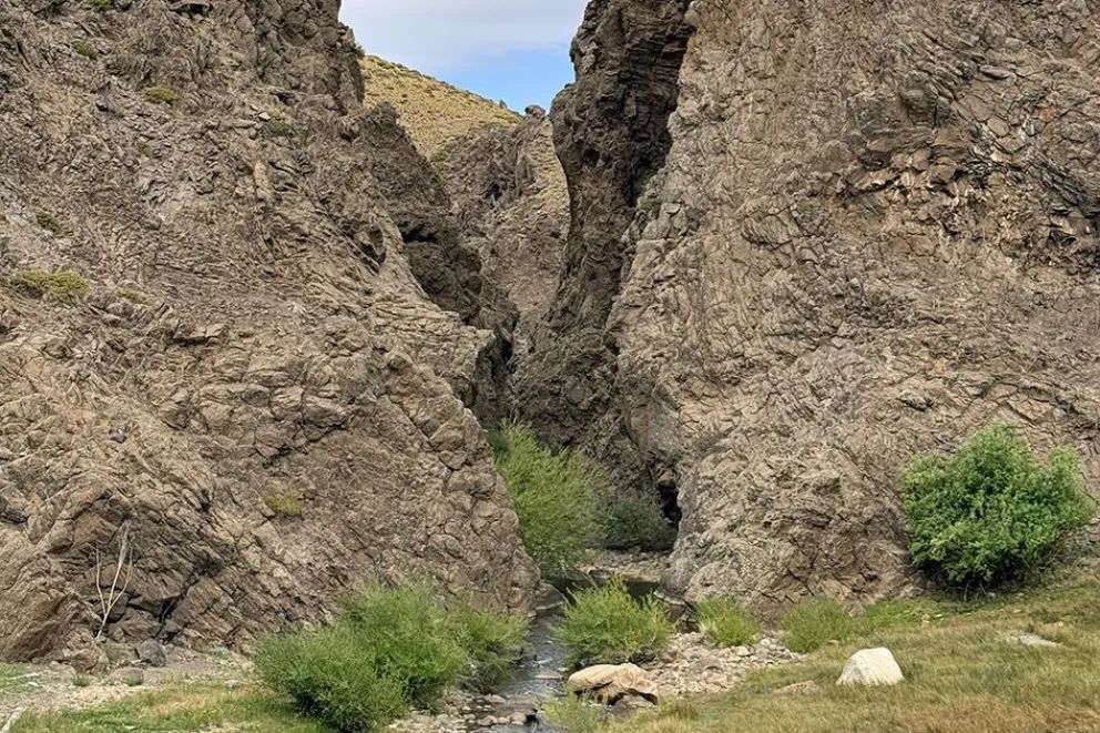 Cajón del Atreuco, donde el agua abrió un camino entre las montañas