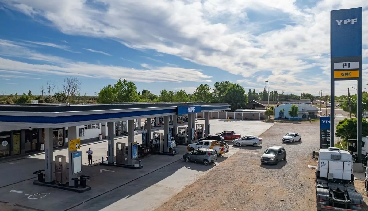 YPF no subirá la nafta por 45 días: las razones