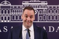 Denuncian a Adorni por presuntas irregularidades en contrataciones y la concesión de Tecnópolis