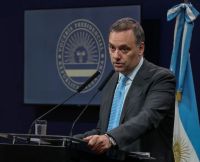 Adorni dijo que no tiene “nada que esconder” y que construyó su patrimonio antes de llegar al Gobierno