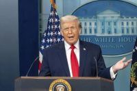 Trump anuncia que pospone ataques contra instalaciones energéticas iraníes por otros 10 días