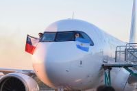 Neuquén fortalece su conectividad internacional con el primer vuelo directo desde Santiago de Chile
