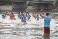 Más de 140 niños y niñas se convirtieron por un día en guardavidas del río Limay
