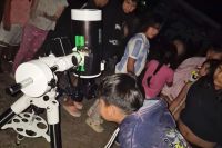 Capacitan a docentes en Astronomía