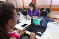 Más de cien jóvenes debatieron sobre inteligencia artificial y salud mental