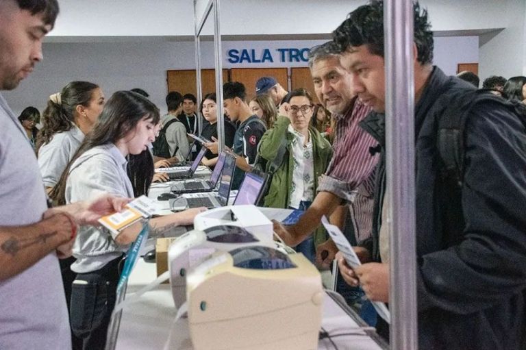 Más de 300 estudiantes participan de jornadas de innovación en ...
