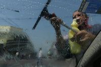 Cómo es el proyecto para prohibir la actividad de limpiavidrios en Neuquén