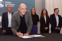 Provincia aportará más de 530 millones de pesos para asfalto en Centenario