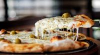 El país de la muzzarella: la historia de la pizza que Argentina hizo propia