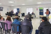 Masiva concurrencia de vecinos de Senillosa para regularizar sus viviendas