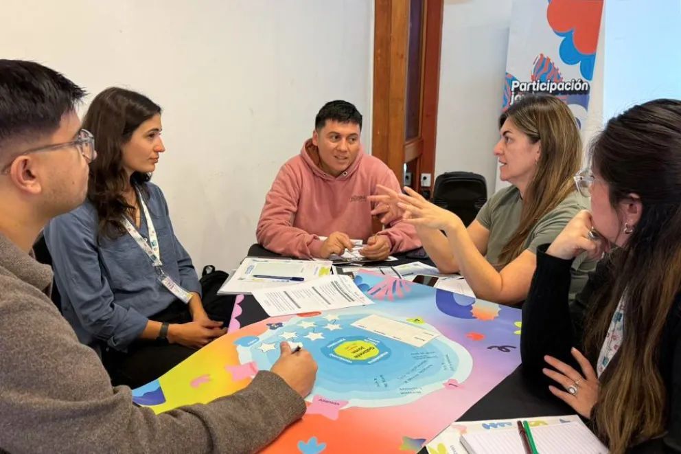 El Gabinete Joven sumó a los 14 voceros regionales para definir políticas enfocadas en jóvenes  