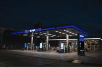 YPF aumenta 1% sus combustibles desde la medianoche
