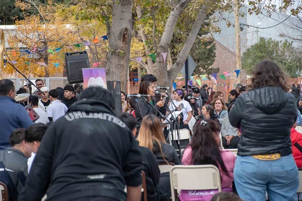 Se realizó el festival barrial ‘Valentina Siente’