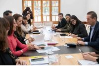 Hubo una mesa de diálogo entre ATEN y el Gobierno provincial